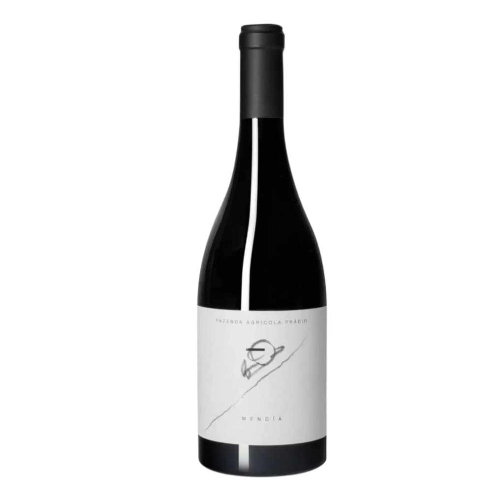 Bottle of 2019 Menica red wine from Spain made by Fazenda Pradio Winery